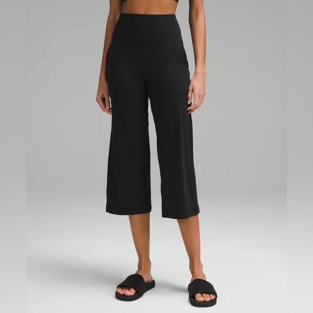 Lululemon Align Super High Rise Wide-Leg Crop